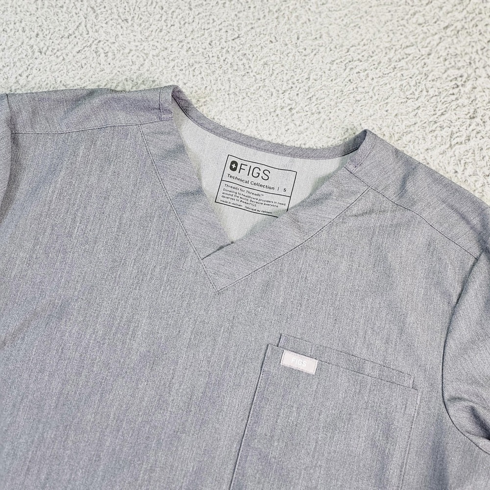 FIGS Shirt Mens Small Gray Leon V Neck Short Sleeve Technical Scrub Top Nurse